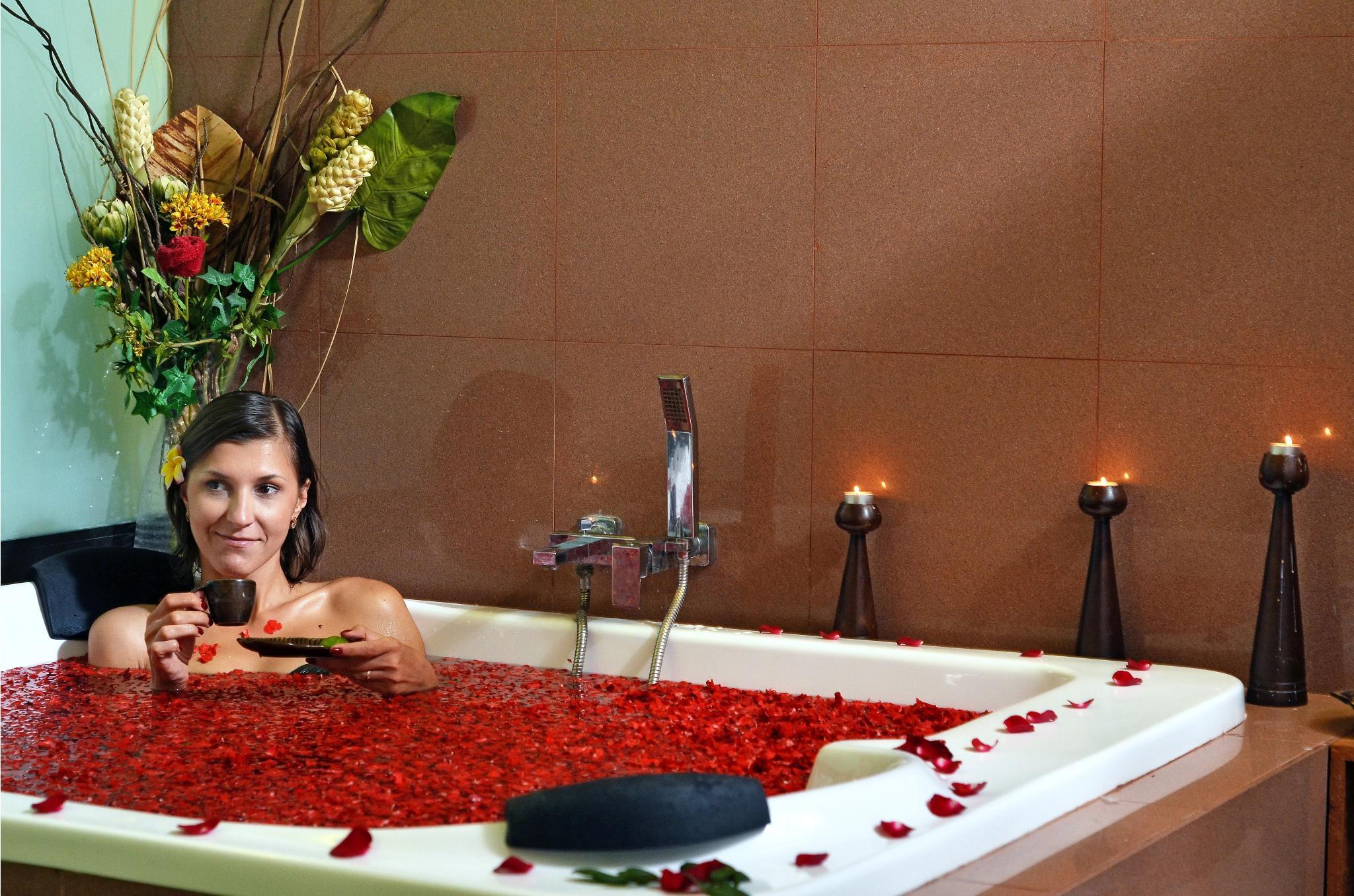 Hotel Kuta Paradiso 5*