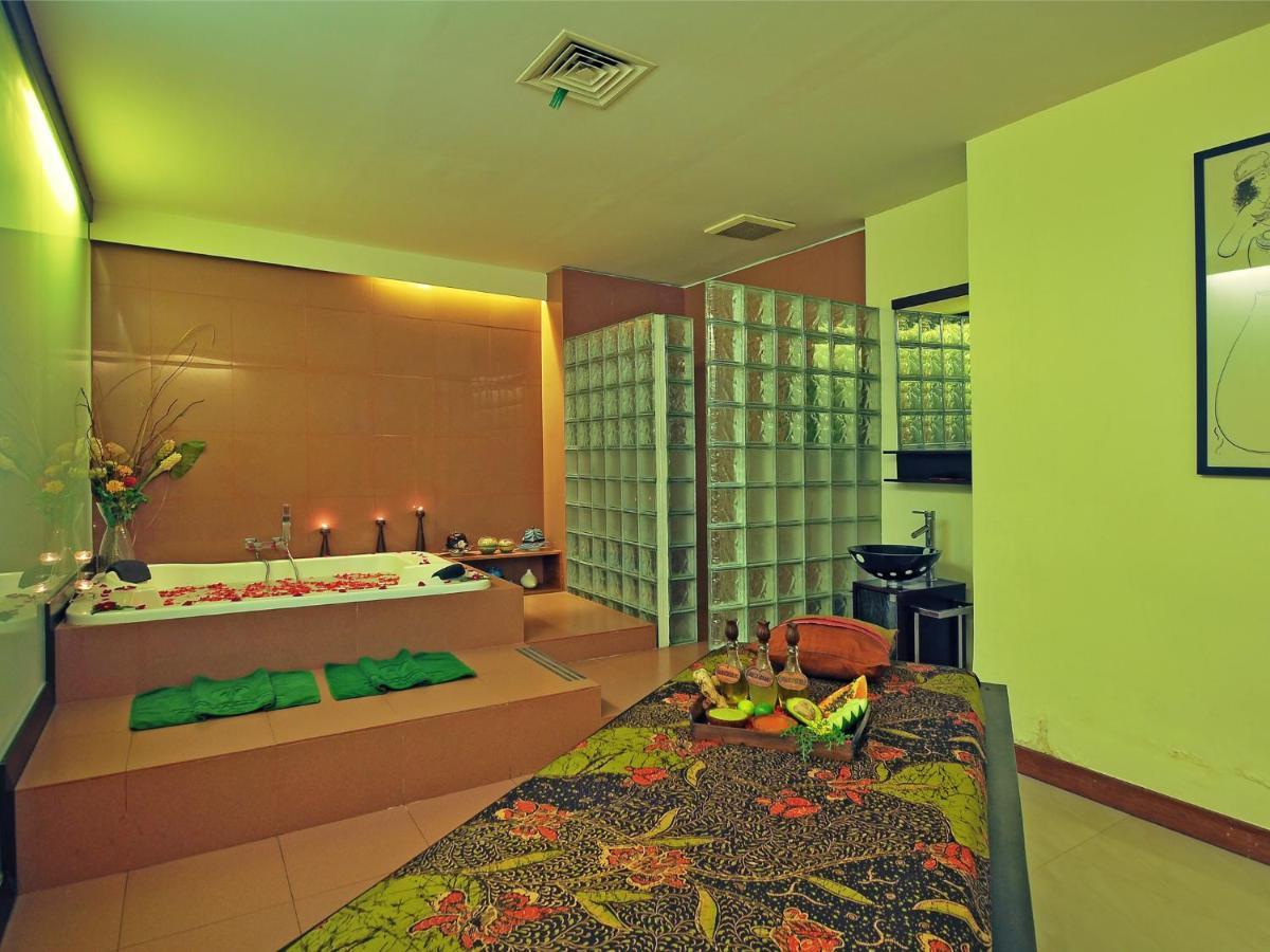 Kuta Paradiso Hotel 5*